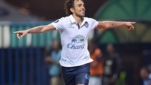 Diogo-Luis-Santo-in-2015-scored-a-new-goal-record