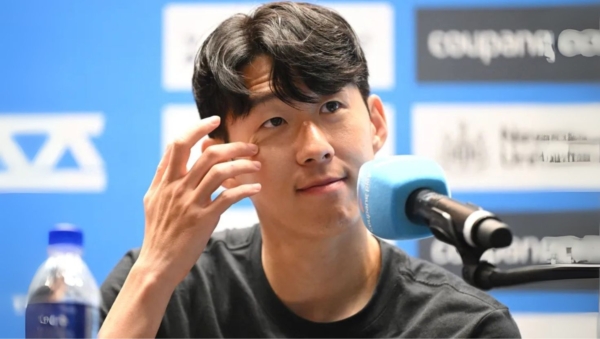 son-farewell-press-conference